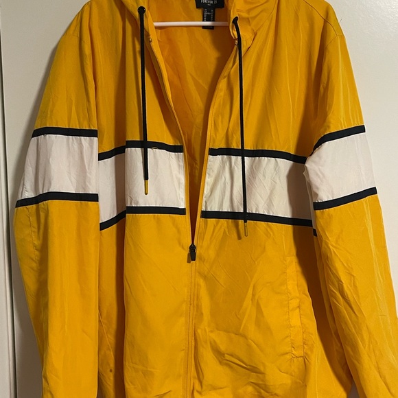 yellow windbreaker Size XL forever 21 
Used very lightly - Picture 5 of 5